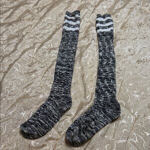 Stylish Gray and White Women's Knee-High Socks